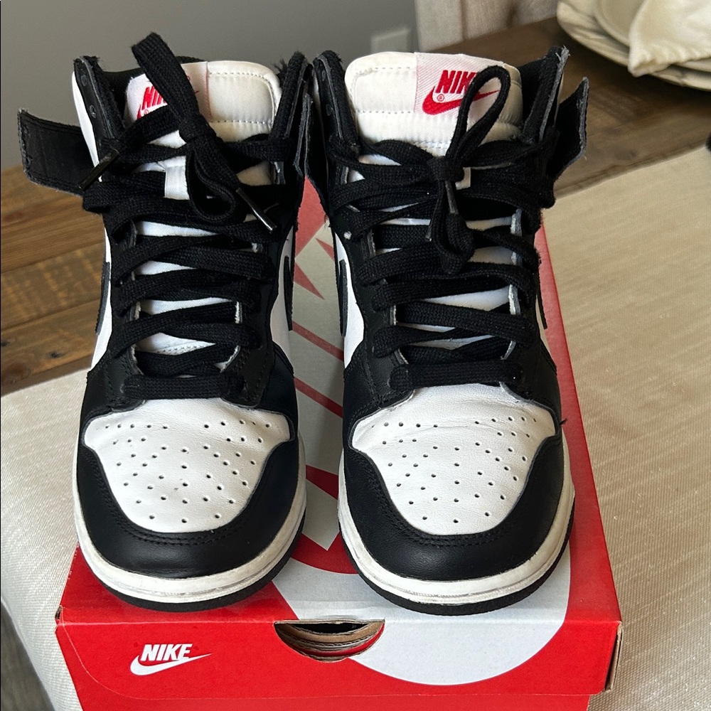 Nike Dunks women’s size 5.5 Black and White High-Top Sneakers